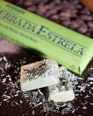 White Chocolate Tablet with Matcha and Mint 300g
